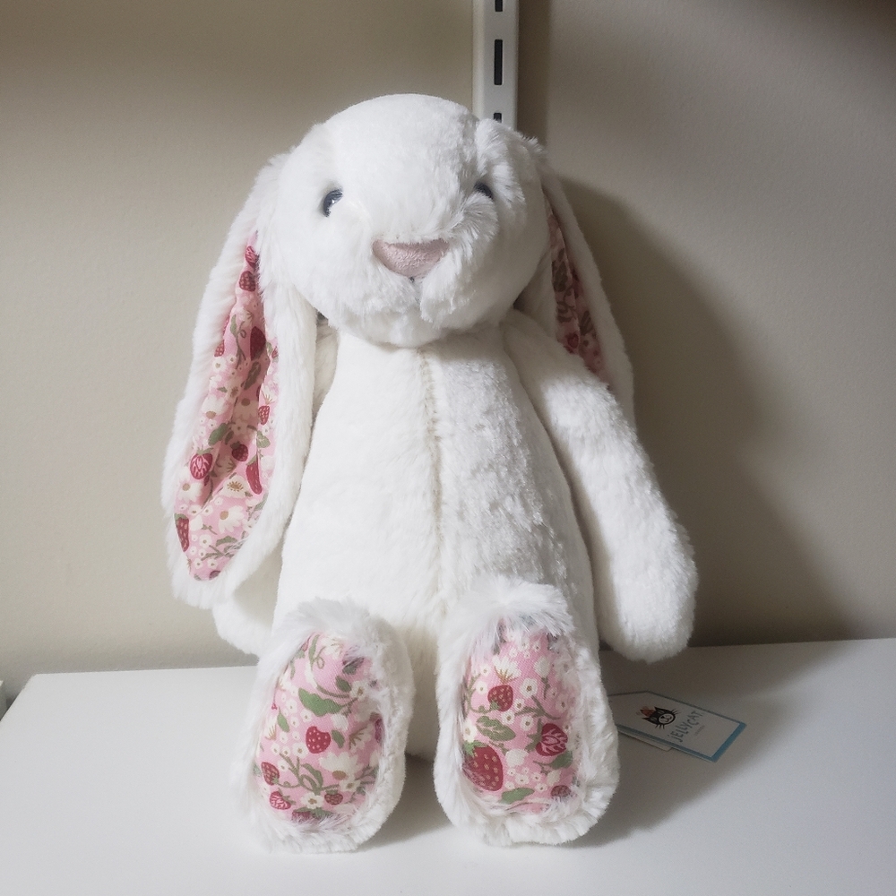 Jellycat Easter 2025 Blossom Cream Bunny Berry BMP3MS